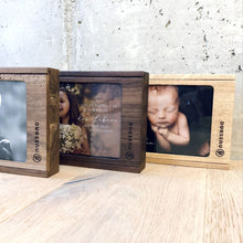 Laden Sie das Bild in den Galerie-Viewer, Fotobox