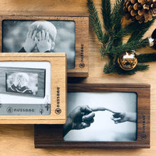 Laden Sie das Bild in den Galerie-Viewer, Fotobox